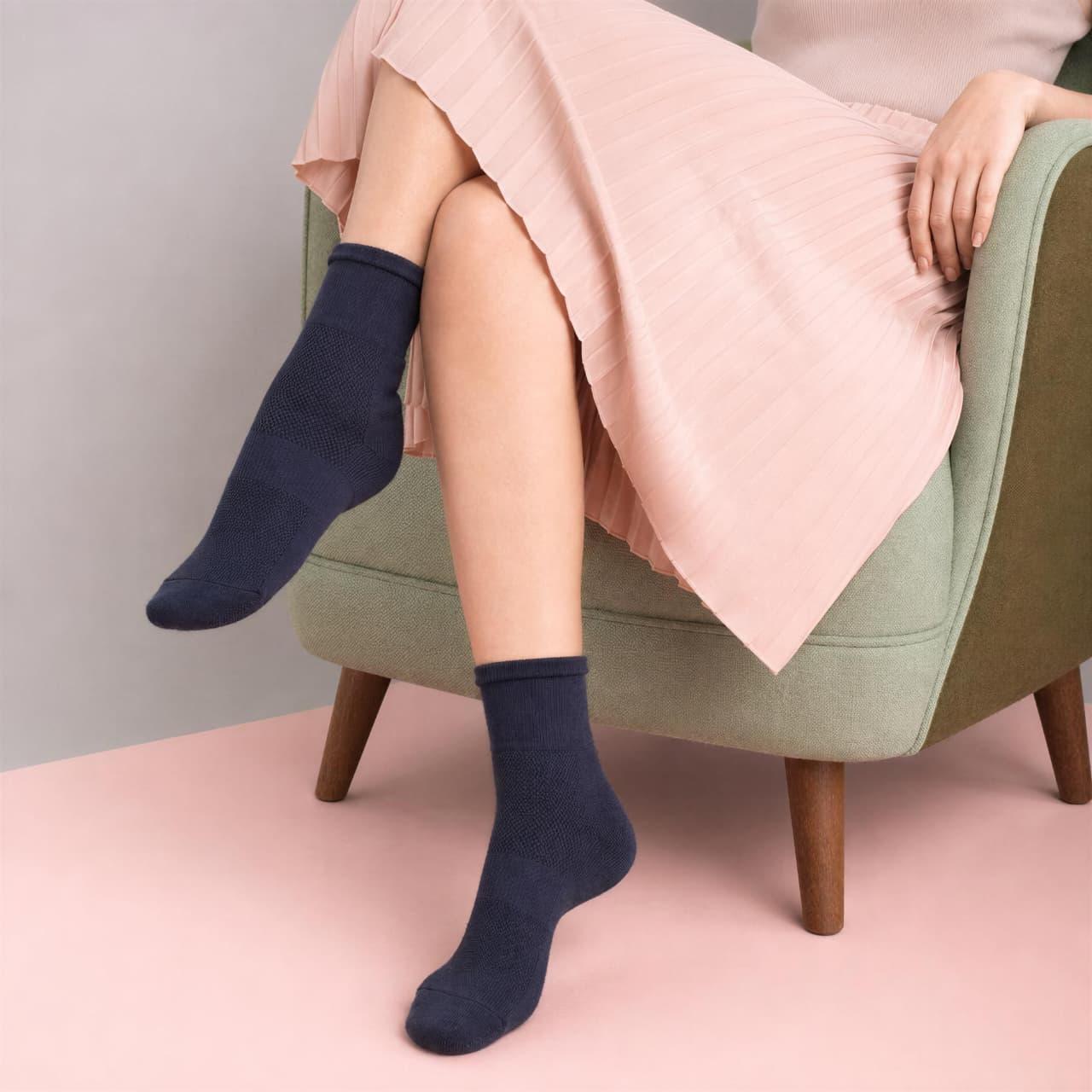 Bamboo Ankle Socks – Black